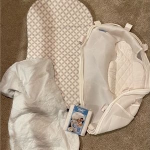 Halo bassinet mattress, cover, sheet and net.